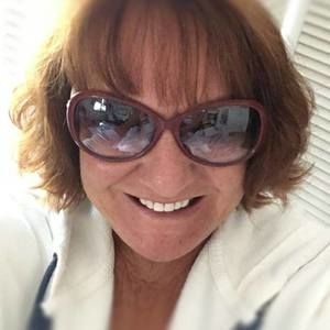 Meet your Posher, Sharon